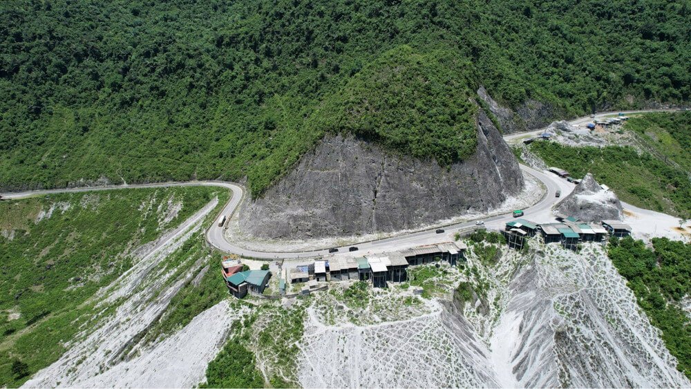 Thung Khe Pass